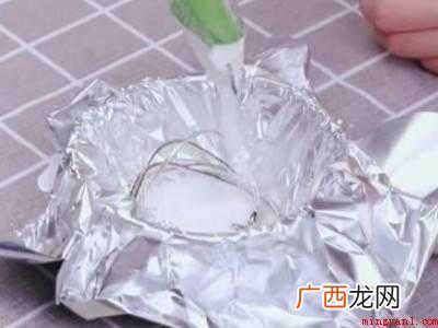 氧化银还原成银的具体操作步骤 氧化银还原成银的方法