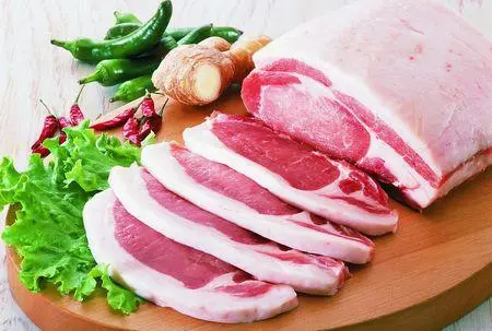 影响羊肉膻味大小的因素 羊肉为什么有膻味