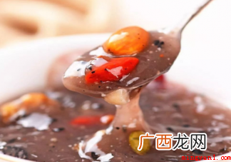 藕粉可以用牛奶冲泡吗 没有泡开的藕粉能喝吗 藕粉可以用牛奶冲泡吗