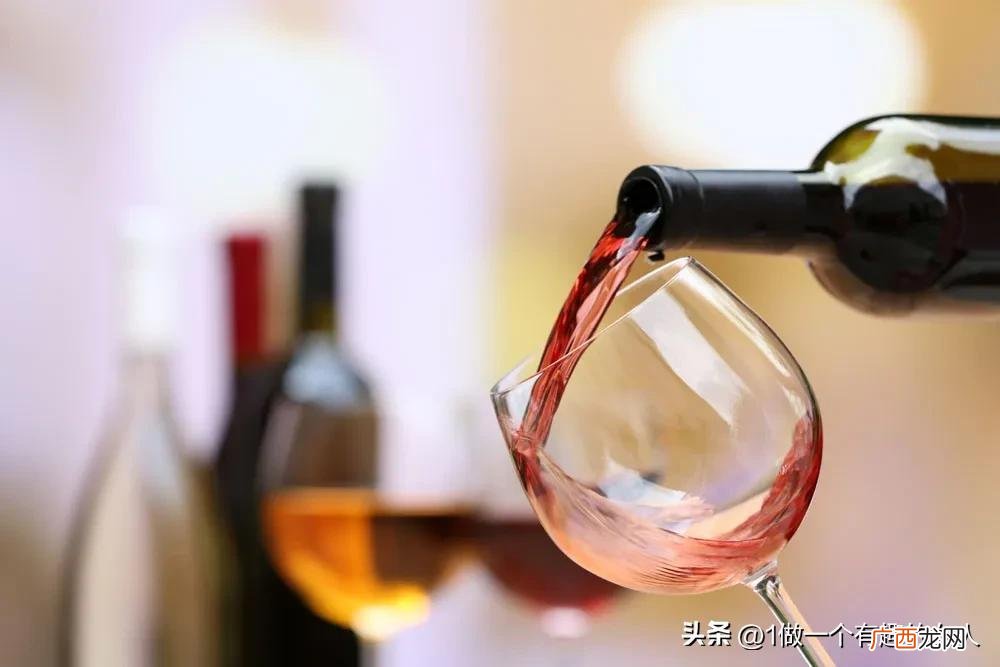 有些人热衷喝酒是有原因的 为什么人类喜欢喝酒