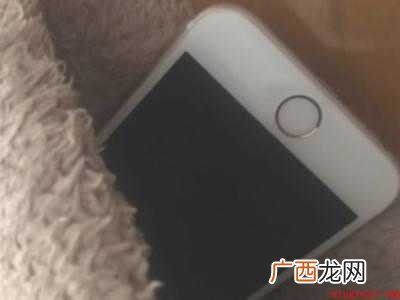 苹果手机进水黑屏怎么办的具体操作步骤 苹果手机进水黑屏怎么办