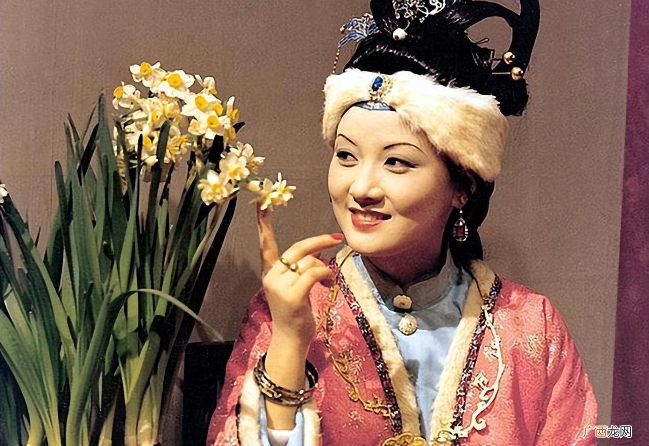 史湘云为什么成了官妓 王熙凤怎么死的
