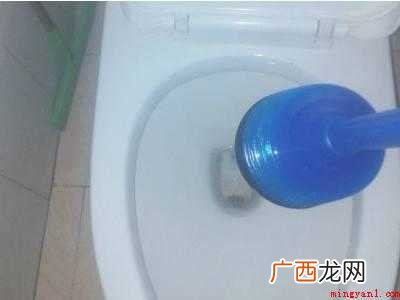 坐式马桶堵了如何自己快速疏通