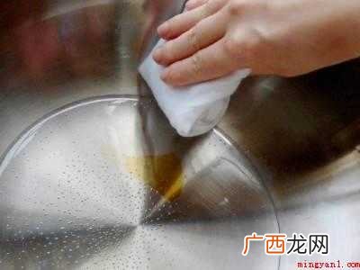 不锈钢氧化了怎样处理修复光亮的具体操作步骤 不锈钢氧化了怎样处理修复光亮