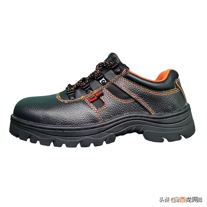 橡胶发泡鞋底的优缺点 橡胶发泡鞋底和橡胶底哪个好