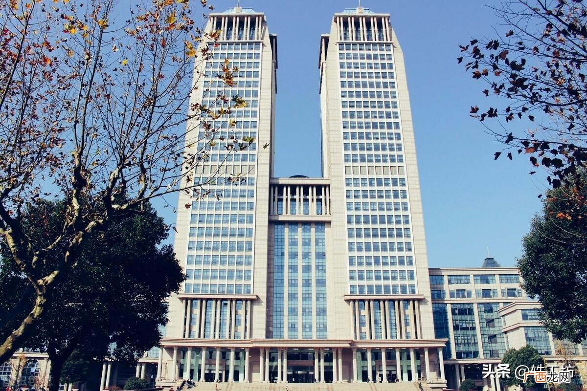 9所211综合实力如何排名 上海211大学全部名单一览