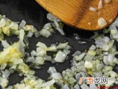 汉堡需要哪些材料的具体操作步骤 汉堡需要哪些材料