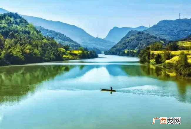 长江是中国水量最丰富的河流,水资源总量9616亿立方米,约占 长江长多少千米