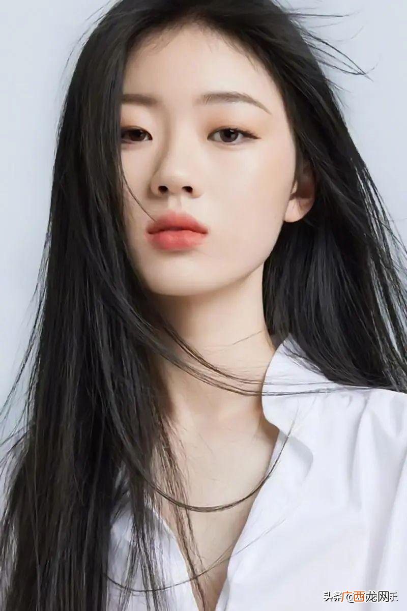 新生代女歌手单依纯的音乐成名之路 单依纯个人资料简介