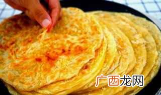 轻轻晃动锅子的做法步骤 家常糖饼的制作方法