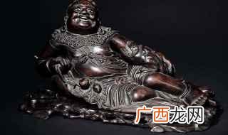 刘海戏金蟾是中国传统寓意纹样 刘海戏金蟾寓意