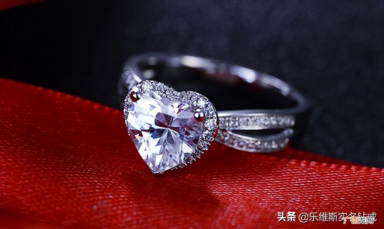 婚戒买这么50分的是否合适 50分钻戒大概多少钱
