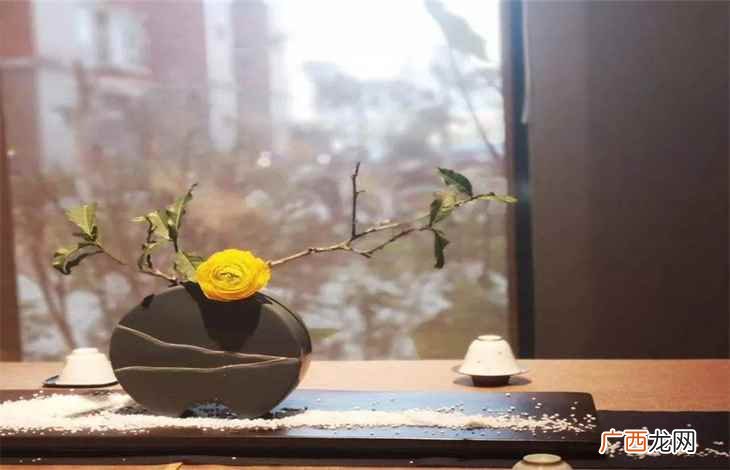 亟待迫切等待 急切需要 亟待的意思是什么