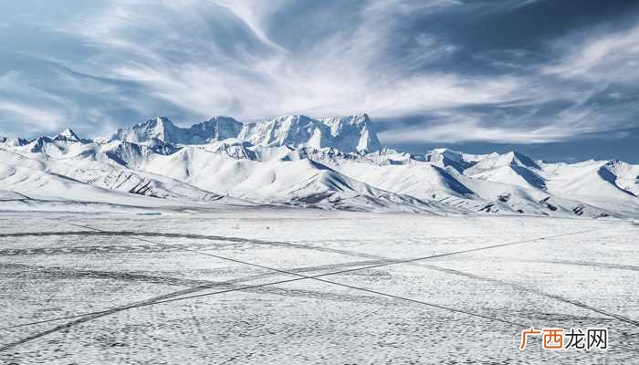 红军翻越的第一座大雪山 红军翻越的第一座大雪山是什么山