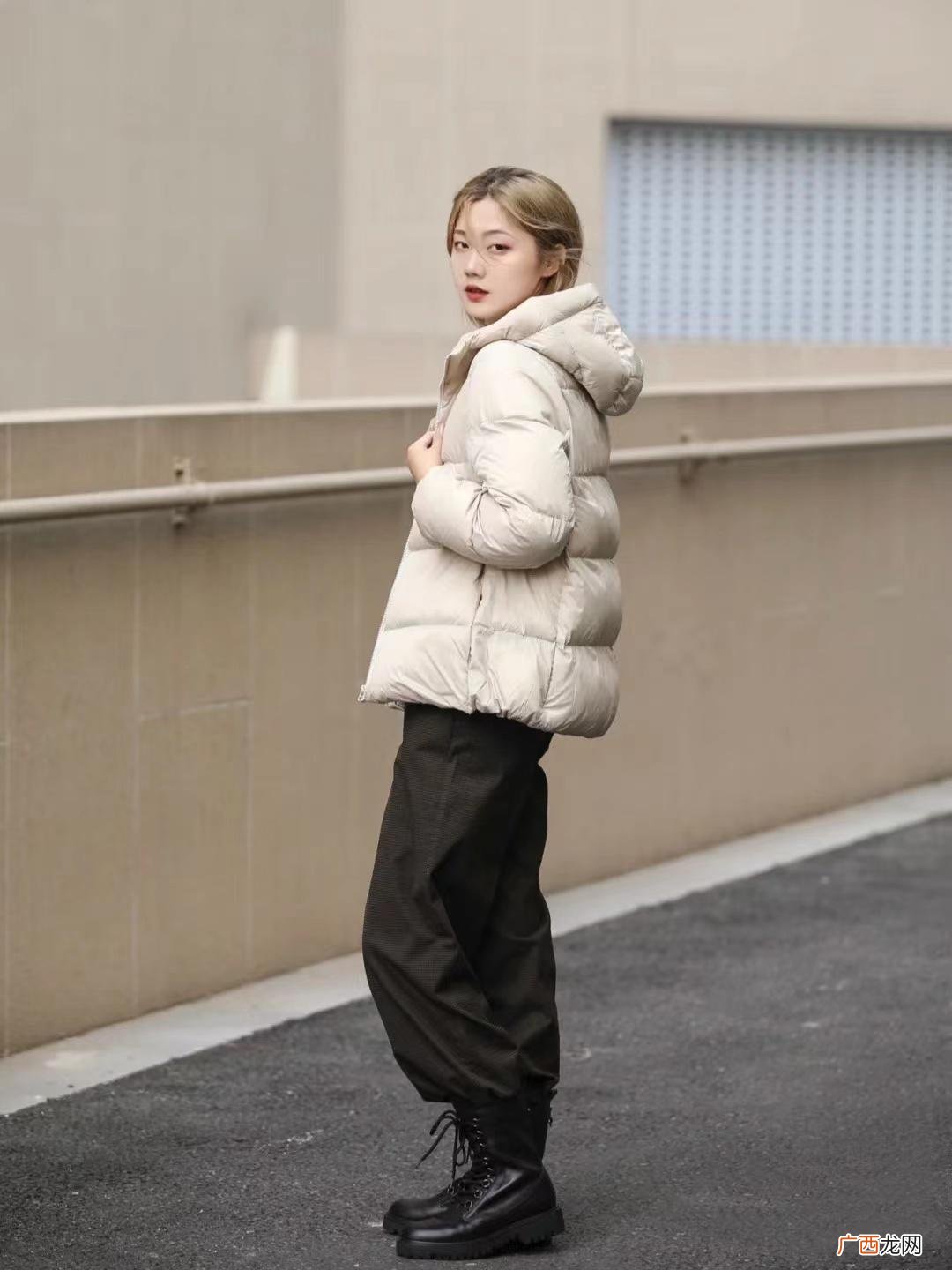 十度的天气穿什么衣服合适 十度的天气穿什么衣服
