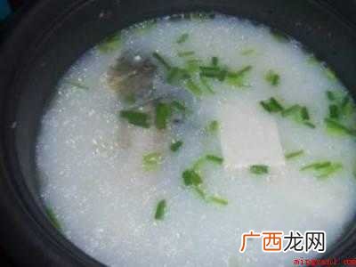 鱼一般炖多久就熟了的具体操作步骤 鱼一般炖多久就熟了