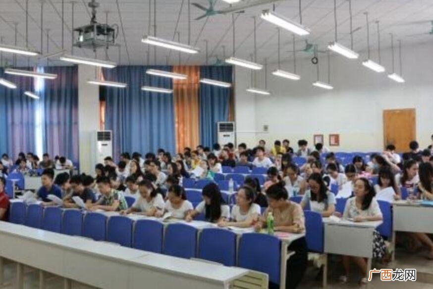 为什么很多大四生学生不在学校上课 大四还有课吗