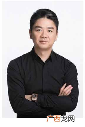 刘强东在中关村创办京东公司,代理销售光磁产品,并担任总经理 京东老板是谁