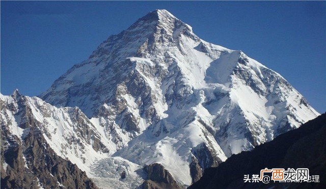 世界山峰高度排名分别属于哪个国家 世界山峰高度排名