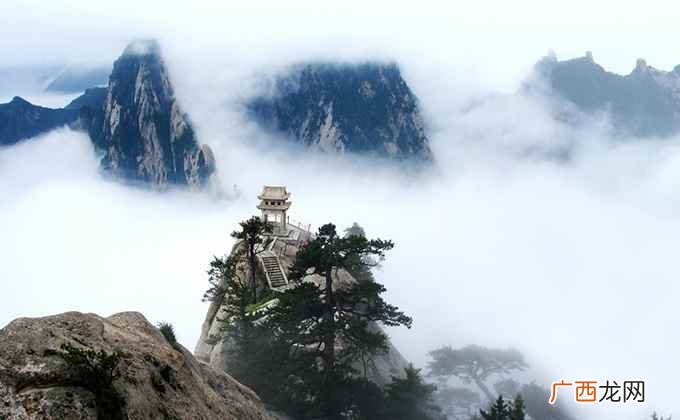 华山从古一条道,看着就足够吓人,也让无数人来到这里只为感受这 西岳指的什么山