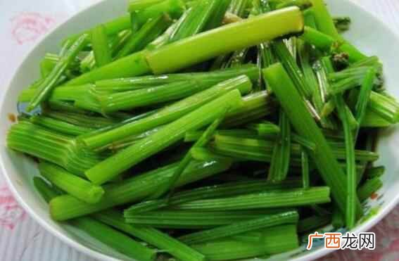 凉拌芹菜的做法怎么拌好吃 凉拌芹菜的做法