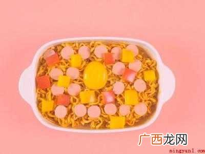 火鸡面的花样吃法的具体操作步骤 火鸡面的花样吃法