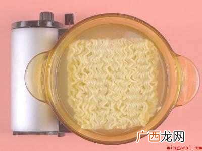火鸡面的花样吃法的具体操作步骤 火鸡面的花样吃法