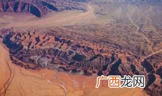 新疆地形的特点，新疆地形的特点有哪些