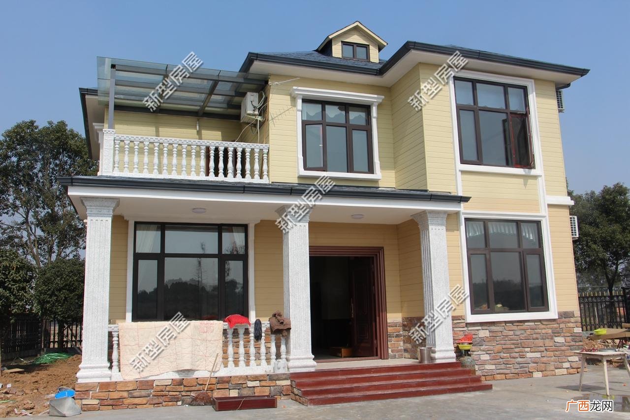 房顶用什么瓦好看又耐用 别墅房顶哪种瓦最好用又好看