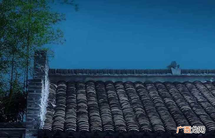 抑扬顿挫形容声音高低起伏,和谐悦耳 抑扬顿挫的意思