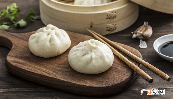 凤桥纯粮酒、王家粘豆包、胡家烧鸡、刘家糕点、盘锦河蟹、糙米汁 盘锦特产