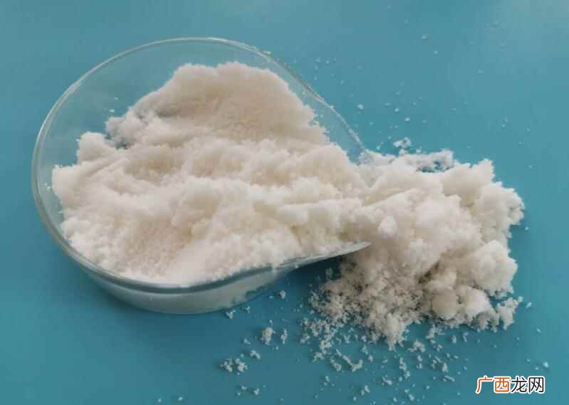 食盐化学式NaCl是什么 食盐的化学式是什么