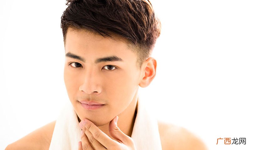 追求新鲜感，感情不专一 经常换微信头像的男人是什么心理