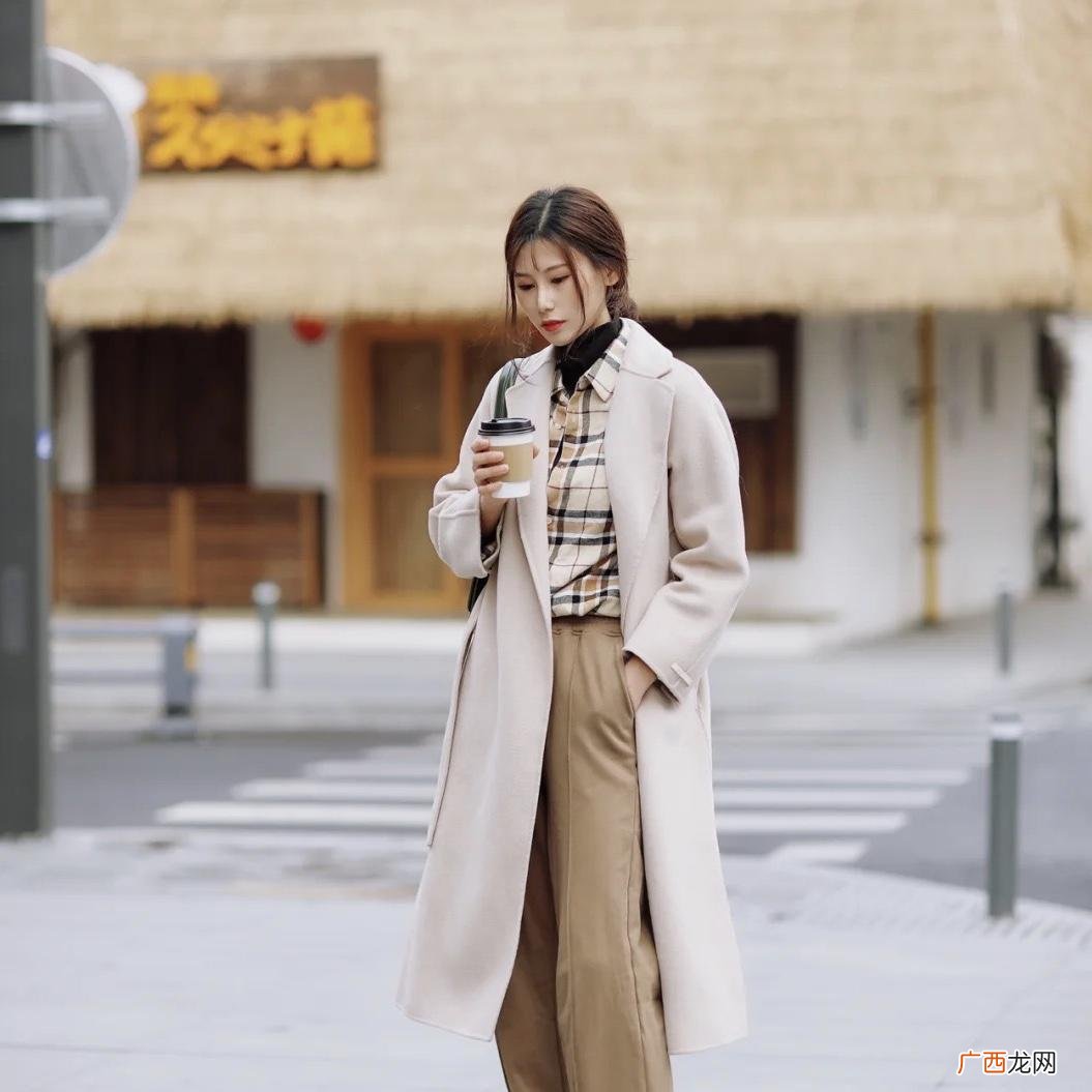 最高气温12度出门衣服搭配 12度的天气适合穿什么衣服