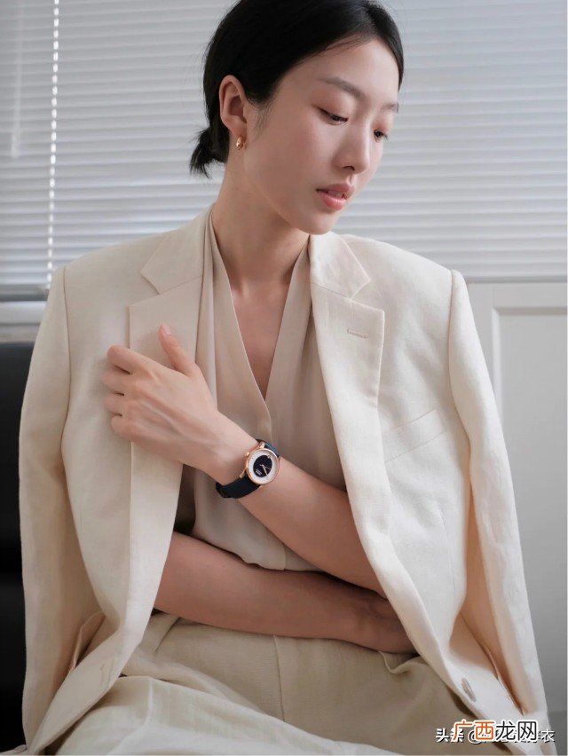 女人应如何佩戴手表 戴手表女生应该戴左手还是右手