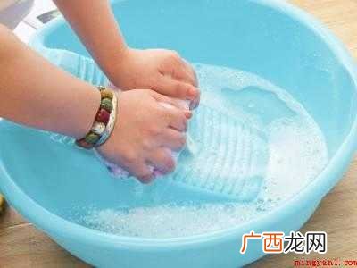 亚麻衣服缩水了怎么恢复的具体操作步骤 亚麻衣服缩水了怎么恢复