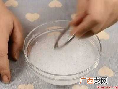 银子变铜色怎么变回来的具体操作步骤 银子变铜色怎么变回来