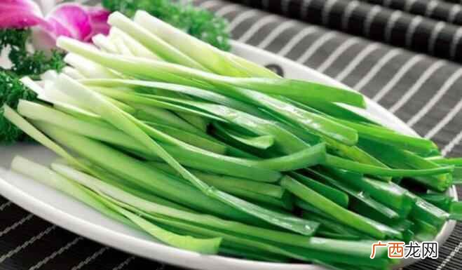 吃韭菜的时候该注意哪些事项 吃韭菜的注意事项