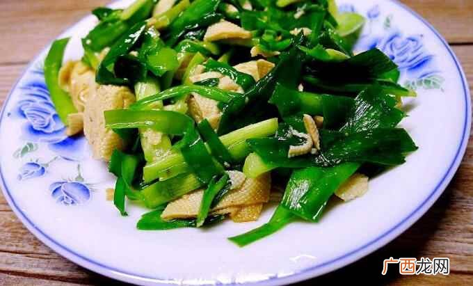 炒韭菜的做法家常 炒韭菜的做法