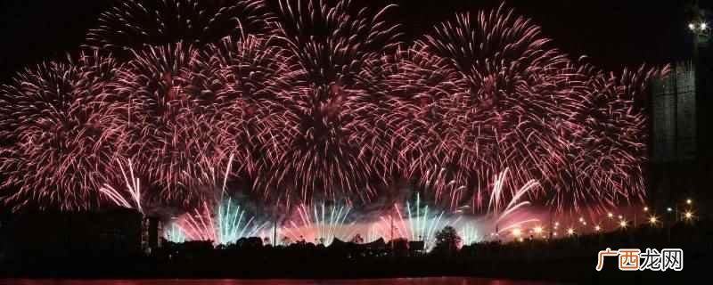 莱芜孝义晚上可以在小集贤先贤庙、解放路、万宝广场、文化广场、 莱芜孝义晚上哪里放烟花