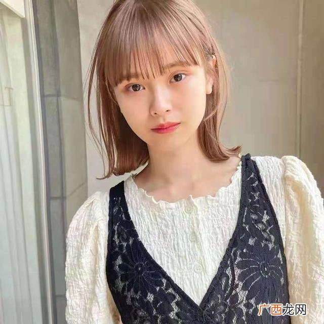 三十岁什么发型好看显年轻 30岁女人剪什么发型减龄
