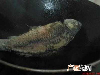 长鱼怎么杀了烧汤的具体操作步骤 长鱼怎么杀了烧汤