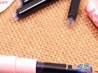 钢笔芯怎么换墨囊的具体操作步骤 钢笔芯怎么换墨囊