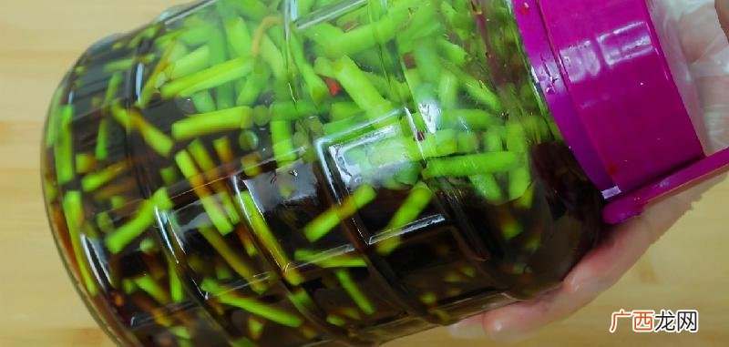 腌蒜苔的最简单又好吃的步骤 腌蒜苔的最简单做法
