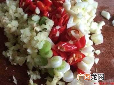 秋葵蘸料怎么调好吃的具体操作步骤 秋葵蘸料怎么调好吃