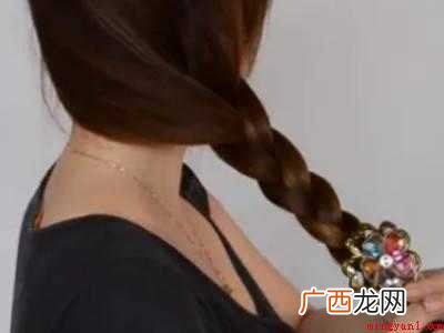 如何编辫子的具体操作步骤 如何编辫子