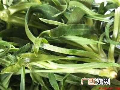 炒菜时怎么防止油溅的具体操作步骤 炒菜时怎么防止油溅