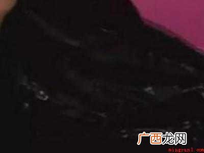白衣服染上火锅底料怎么处理