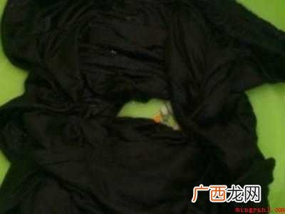 白衣服染上火锅底料怎么处理