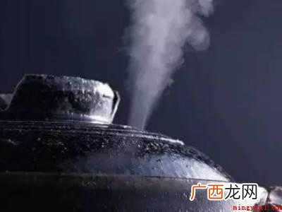 猪尿泡怎么做好吃共有4步 猪尿泡怎么做好吃